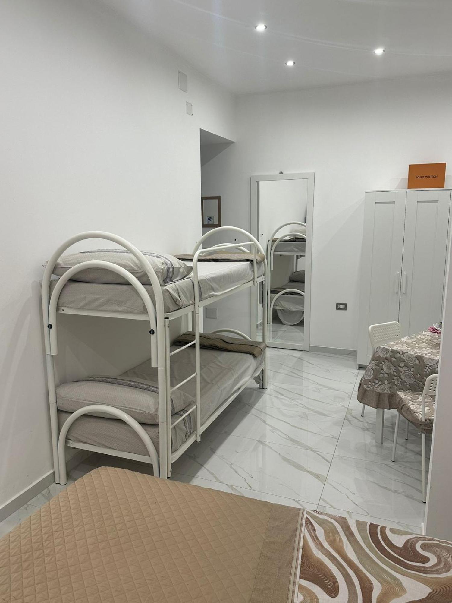 Appartamento Briganti House Napoli Esterno foto